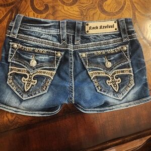 Rock Revival short shorts